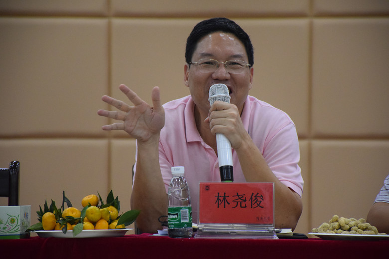 77d941d43fee3459d294f829641edd76.jpg 林尧俊书记发言.jpg